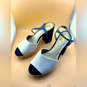 Circus by Sam Edelman Navy Blue, Teal and White Heels with Slingback Design